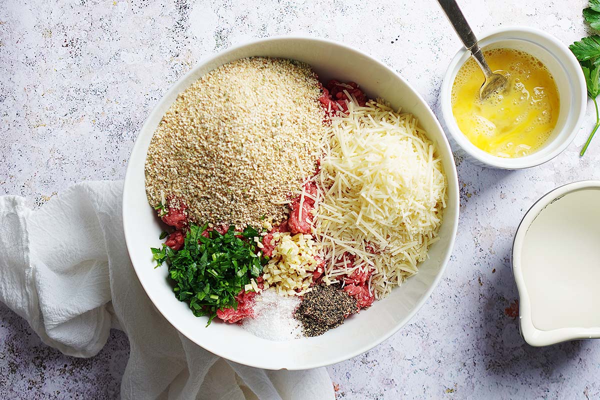 The ingredients for this recipe on a bowl ready to be mixed.